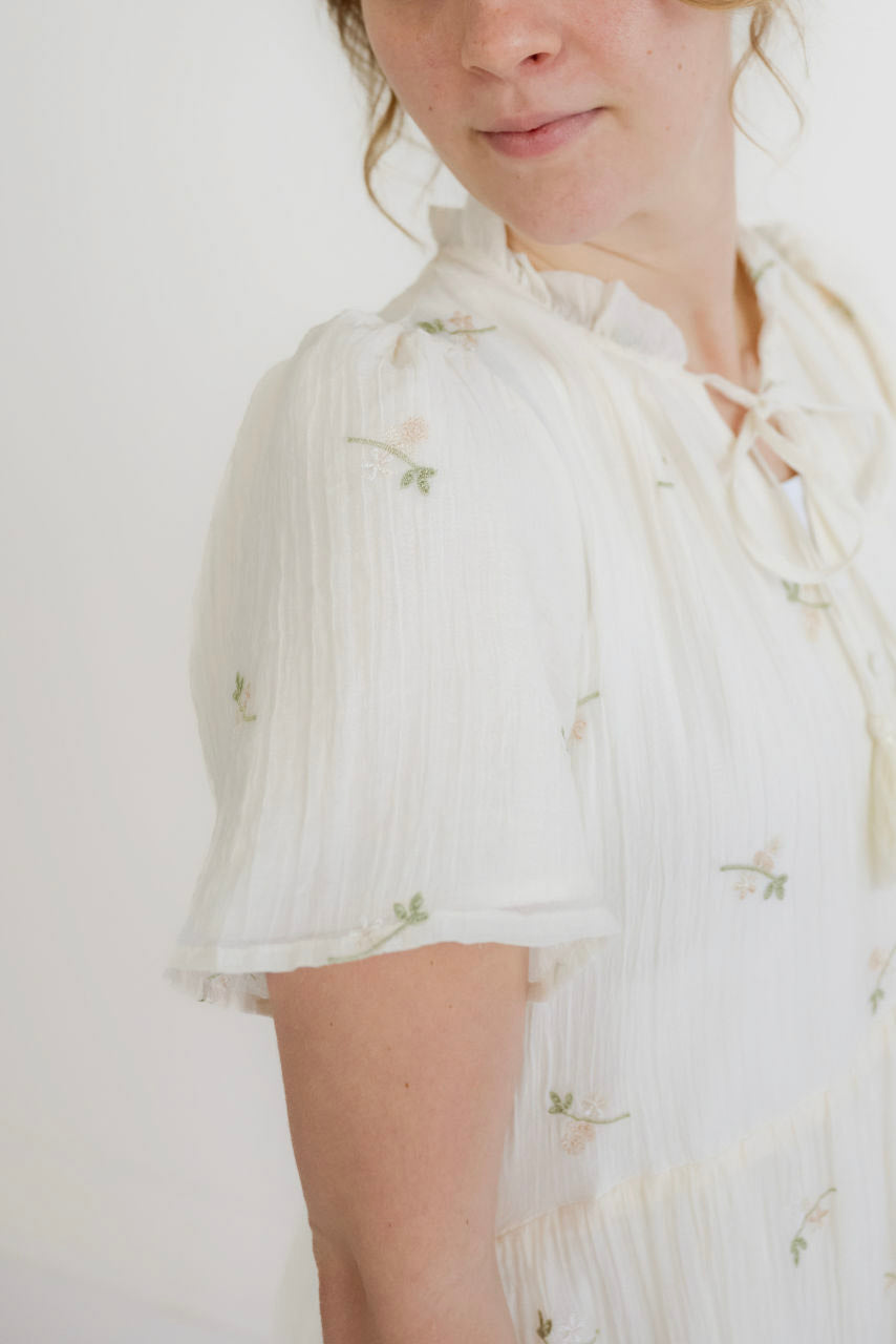 Abbie Floral Maxi Dress in Cream- FINAL SALE - Womens - Dresses