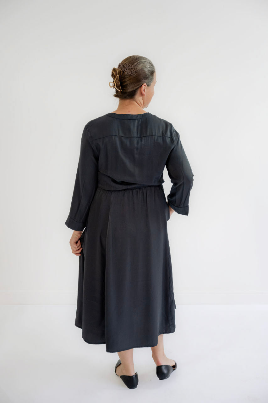 Genova Button Midi Dress in Black