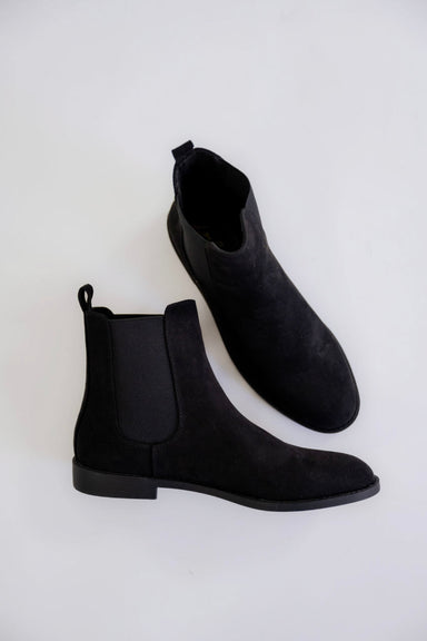 Chelsea Boots in Black - Chelsea Boots in Black - 6 - Salt and Honey