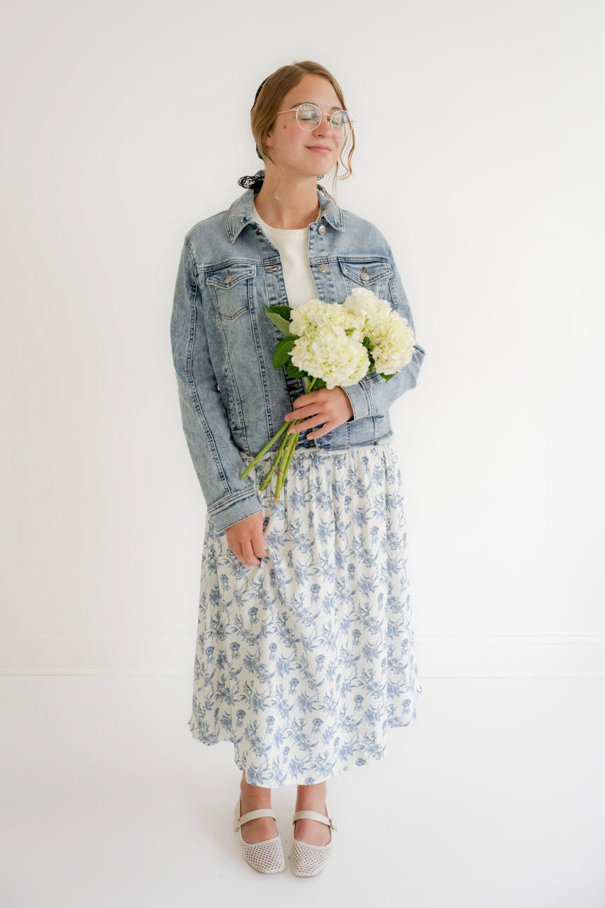 Briar Floral Skirt in Porcelain Blue