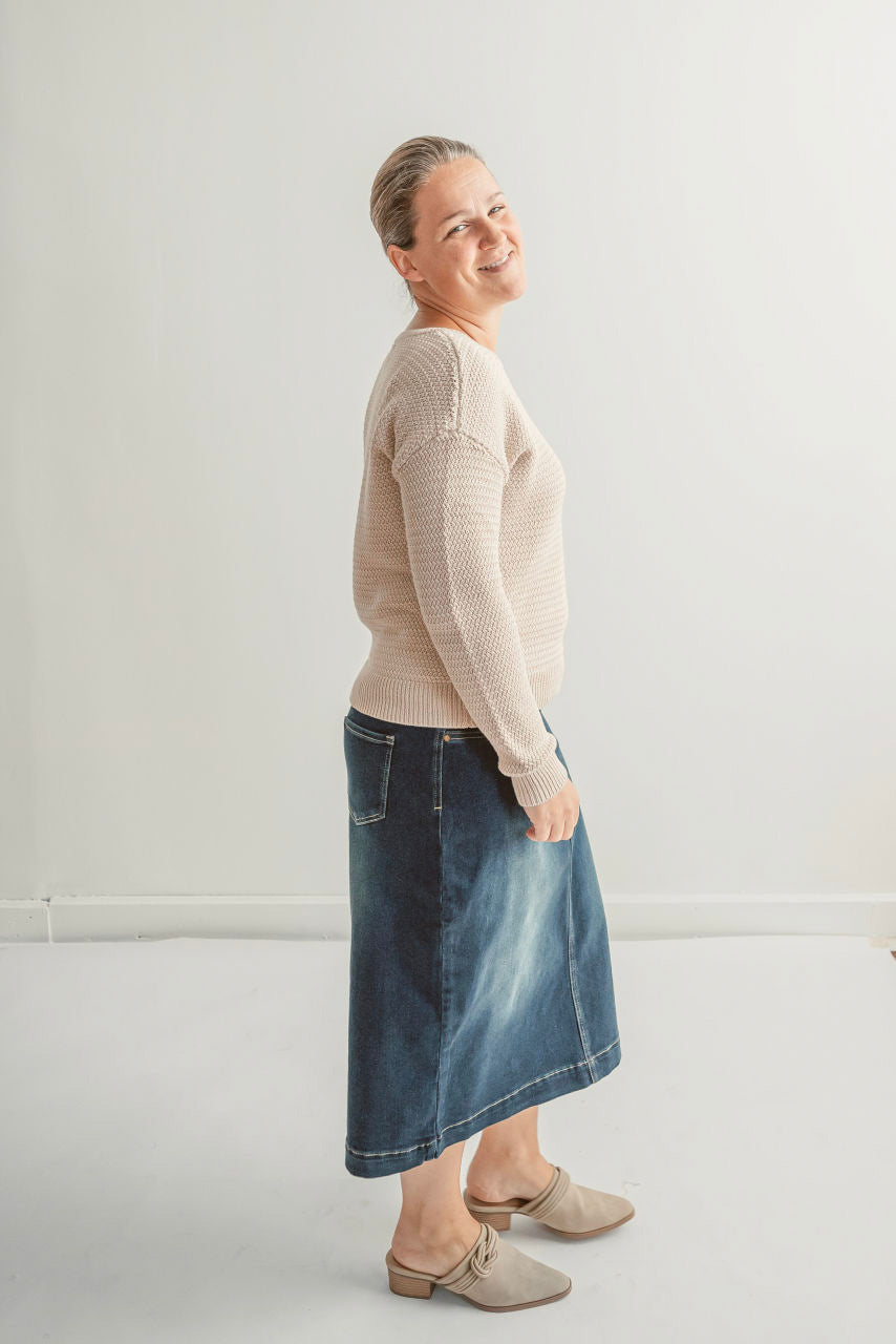 Sara 29" Skirt in Dark Wash