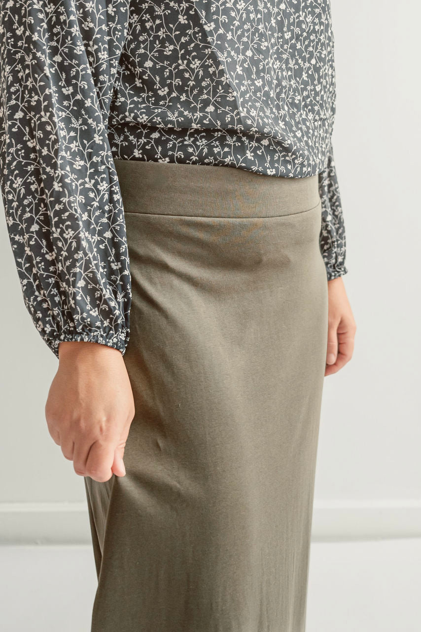 Camille Maxi Knit Skirt in Dusty Olive