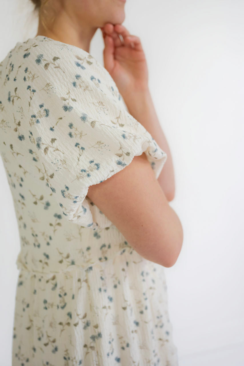 Karina Floral Midi Dress in Blue Fog Floral