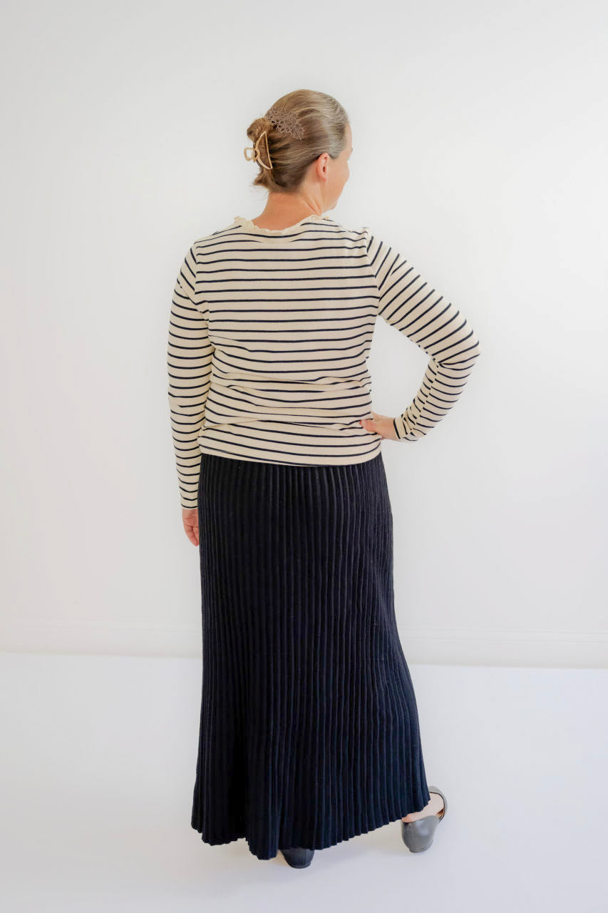 Danielle Pleated Knit Maxi Skirt in Black - Danielle Pleated Knit Maxi Skirt in Black - S - Salt and Honey