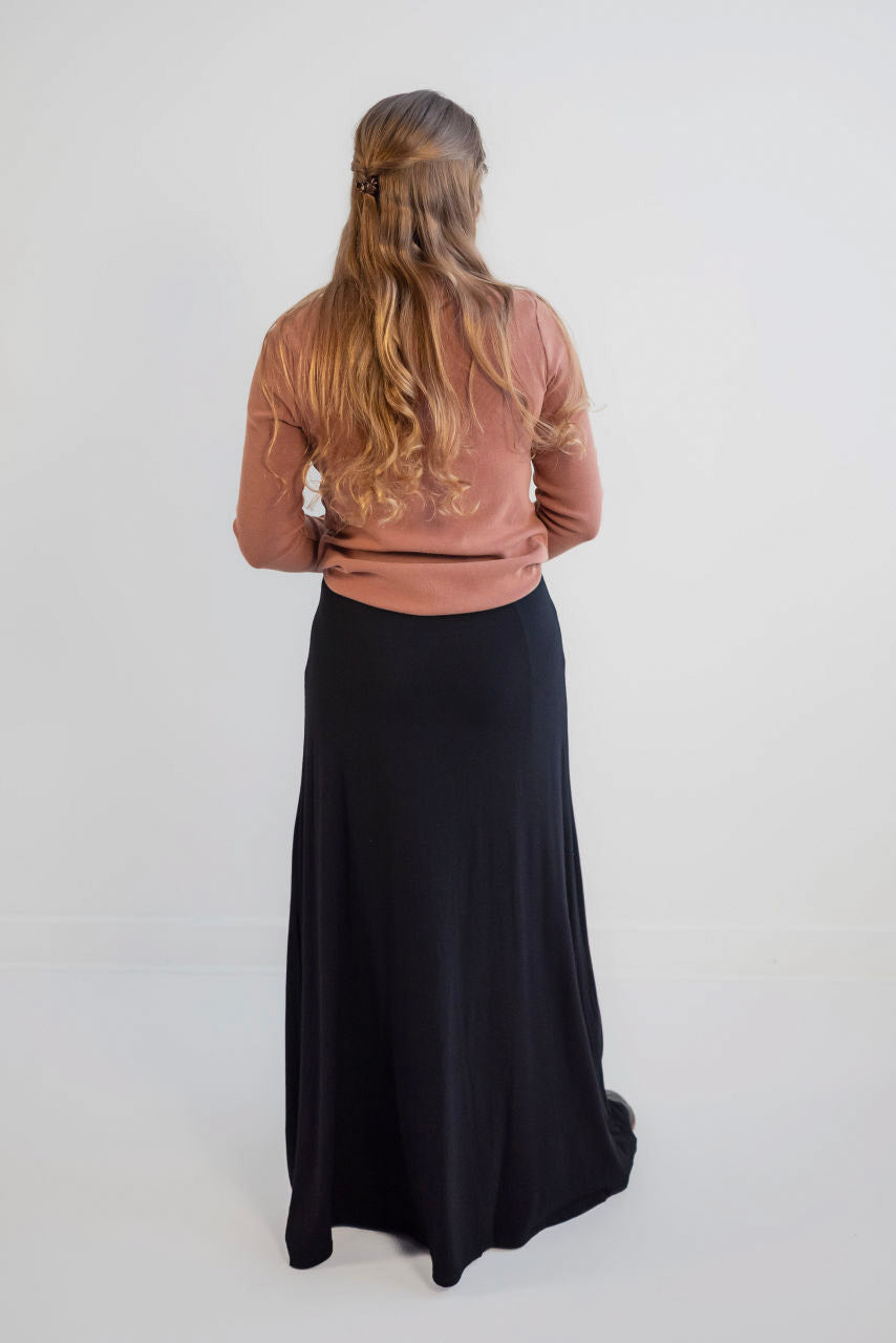 Aubrey Knit Maxi Skirt in Black