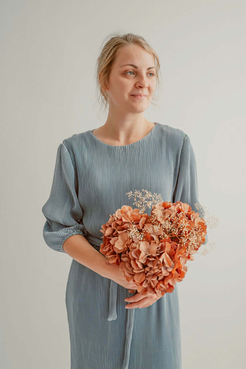 Meredith Crinkle Maxi Dress In Dusty Blue