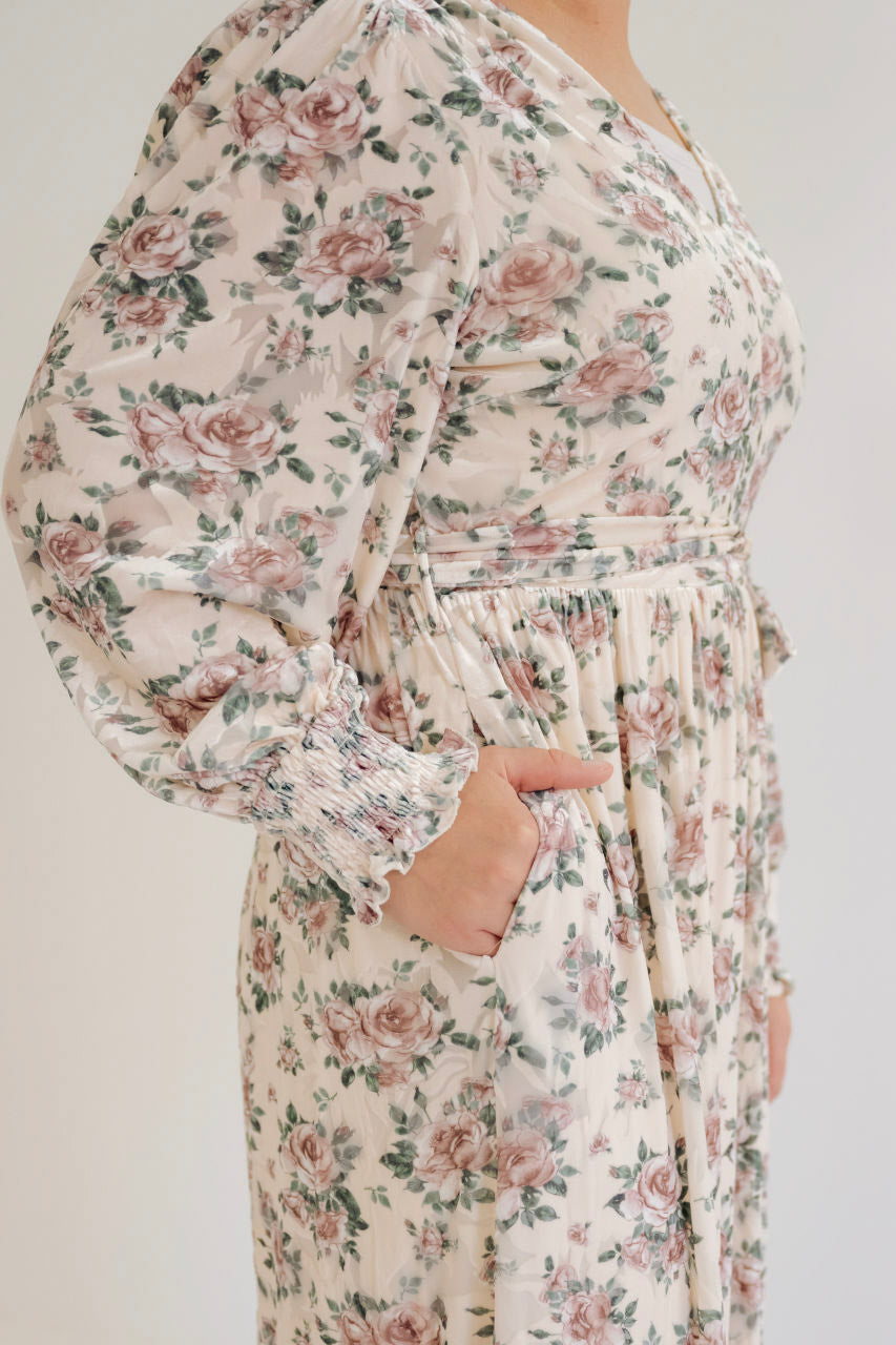 Estella Floral Velvet Dress in Cream - Estella Floral Velvet Dress in Cream - S - Salt and Honey