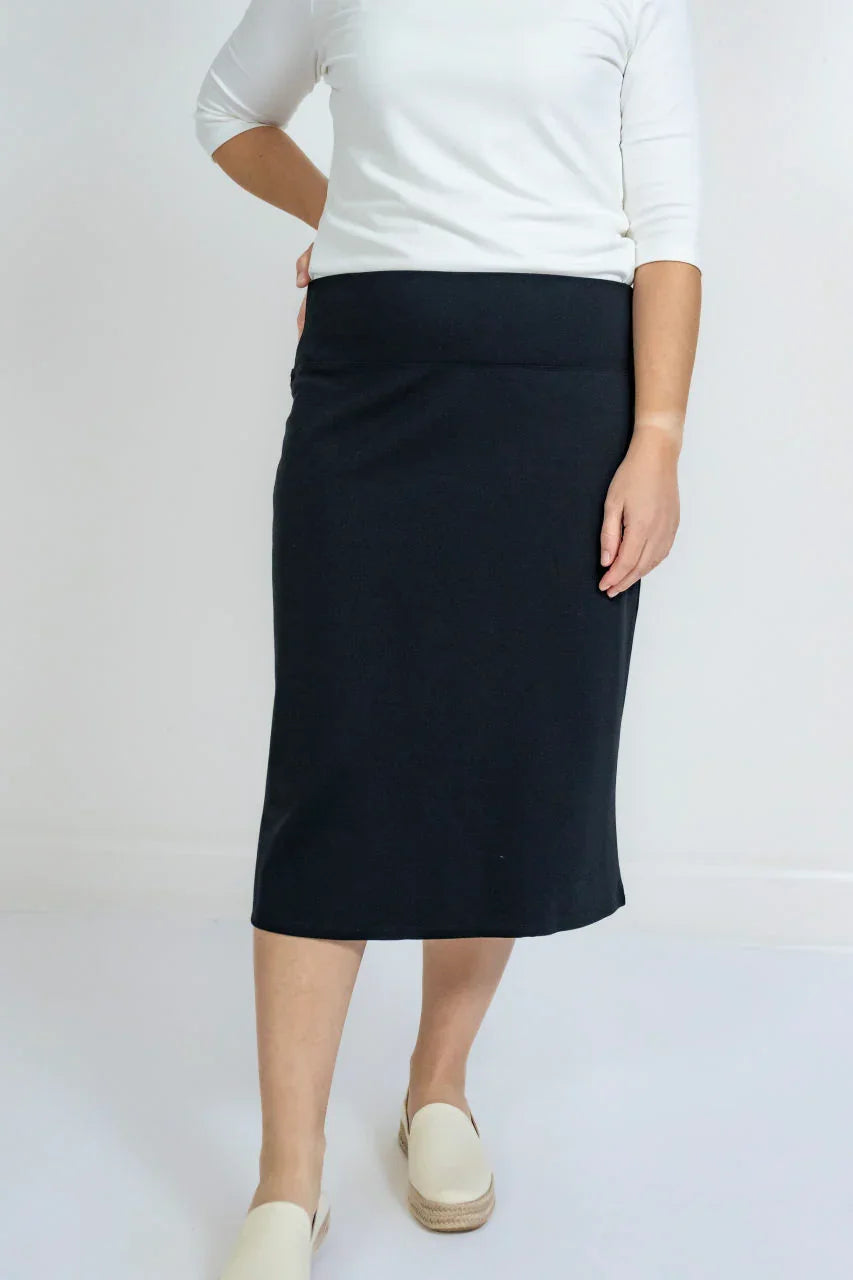 Quinn Knit Midi Skirt in Black - Quinn Knit Midi Skirt in Black - XS - Salt and Honey