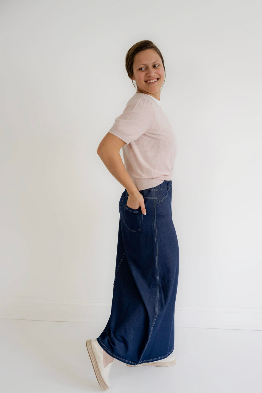 Caroline Knit Maxi Skirt in Navy