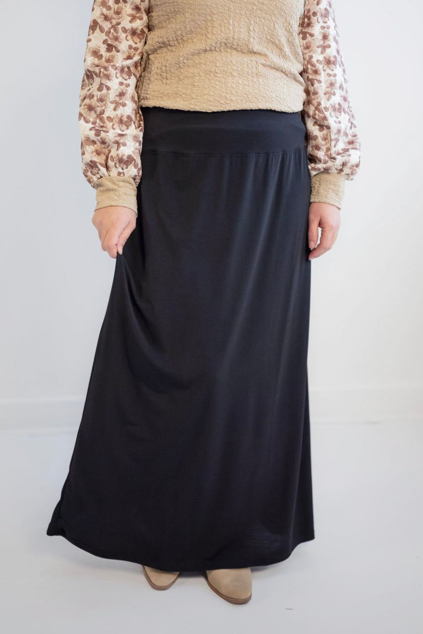 Selene Dressy Knit Maxi Skirt in Black