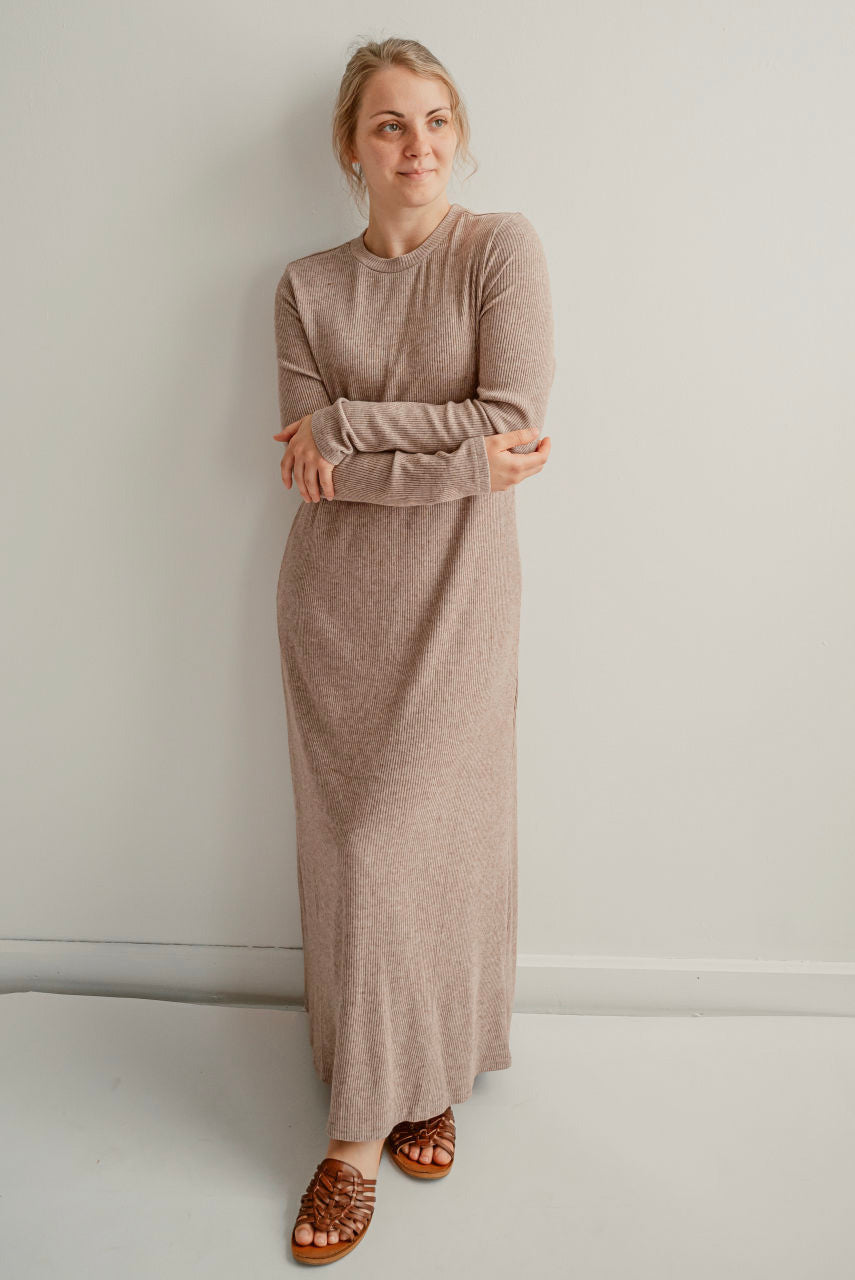 Oakland Ribbed Knit Dress in Taupe