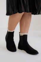 Chelsea Boots in Black - Chelsea Boots in Black - 6 - Salt and Honey