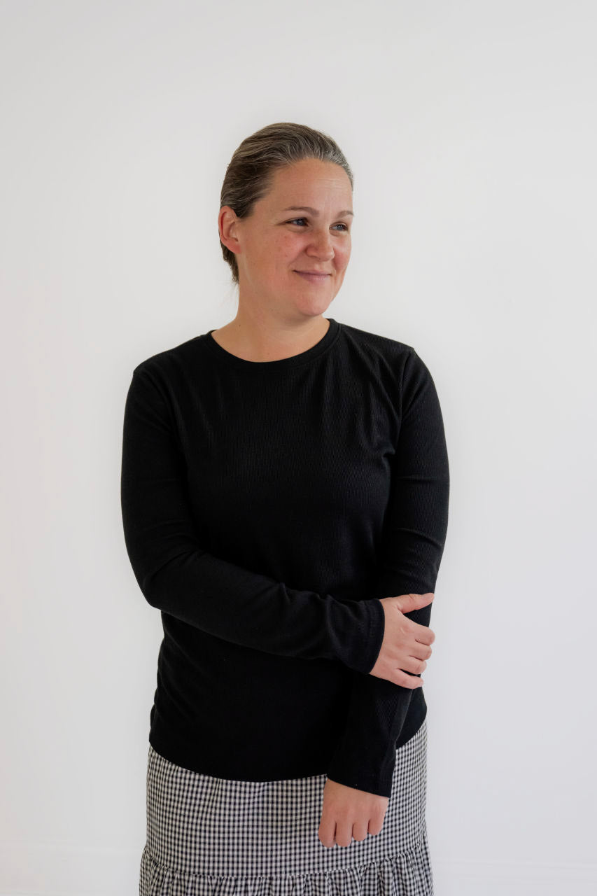 Claire Basic Ribbed Top in Black - Claire Basic Ribbed Top in Black - S - Salt and Honey