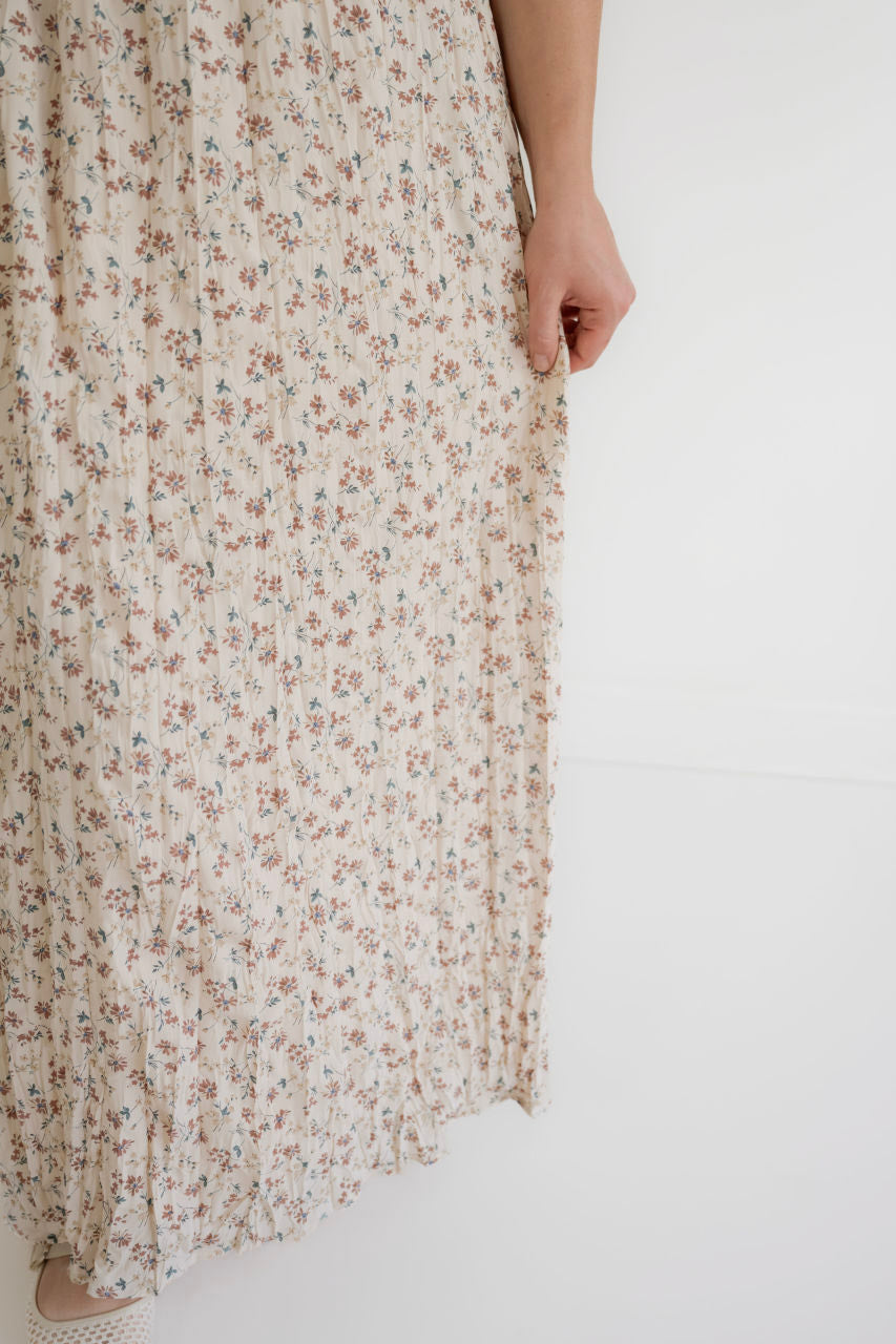 Marynn Floral Maxi Crinkle Skirt in Rosewood