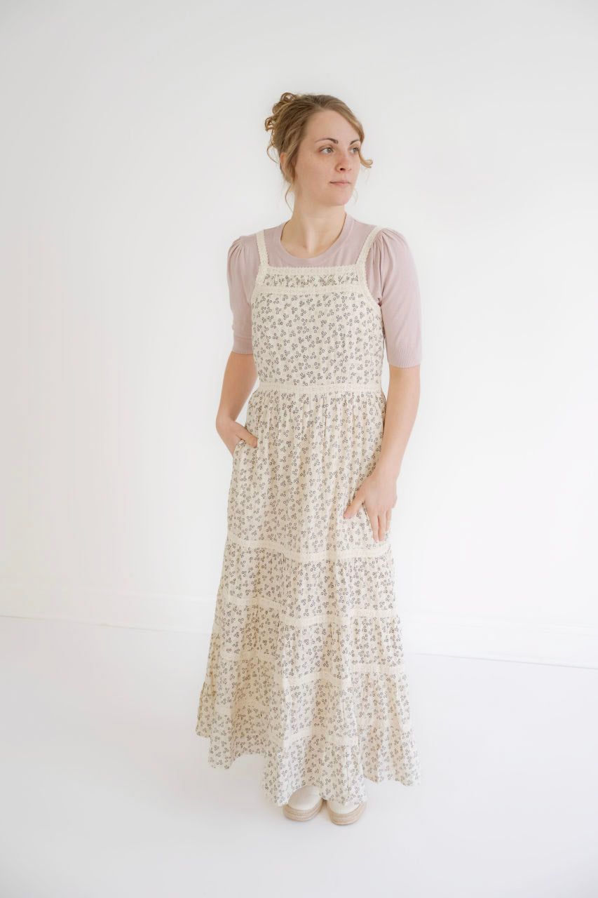 Campbell Floral Maxi Jumper Dress in Black - Womens - Dresses