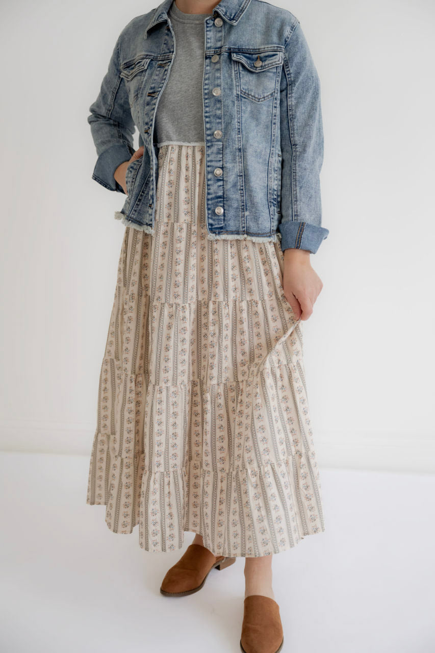 Astoria Floral Tiered Dress in Gray