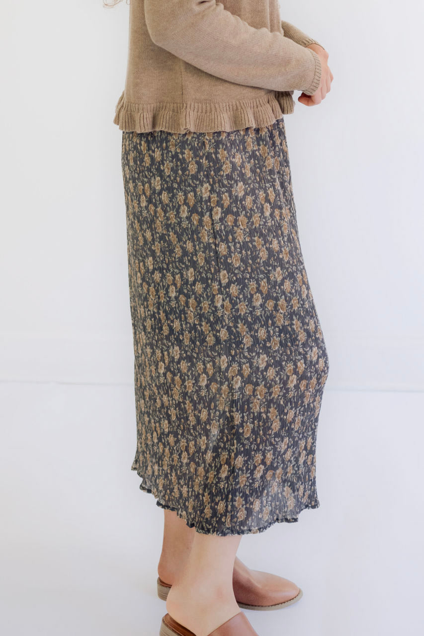 Ravenna Crinkle Floral Skirt in Slate - FINAL SALE - Ravenna Crinkle Floral Skirt in Slate - FINAL SALE - S - Salt and Honey