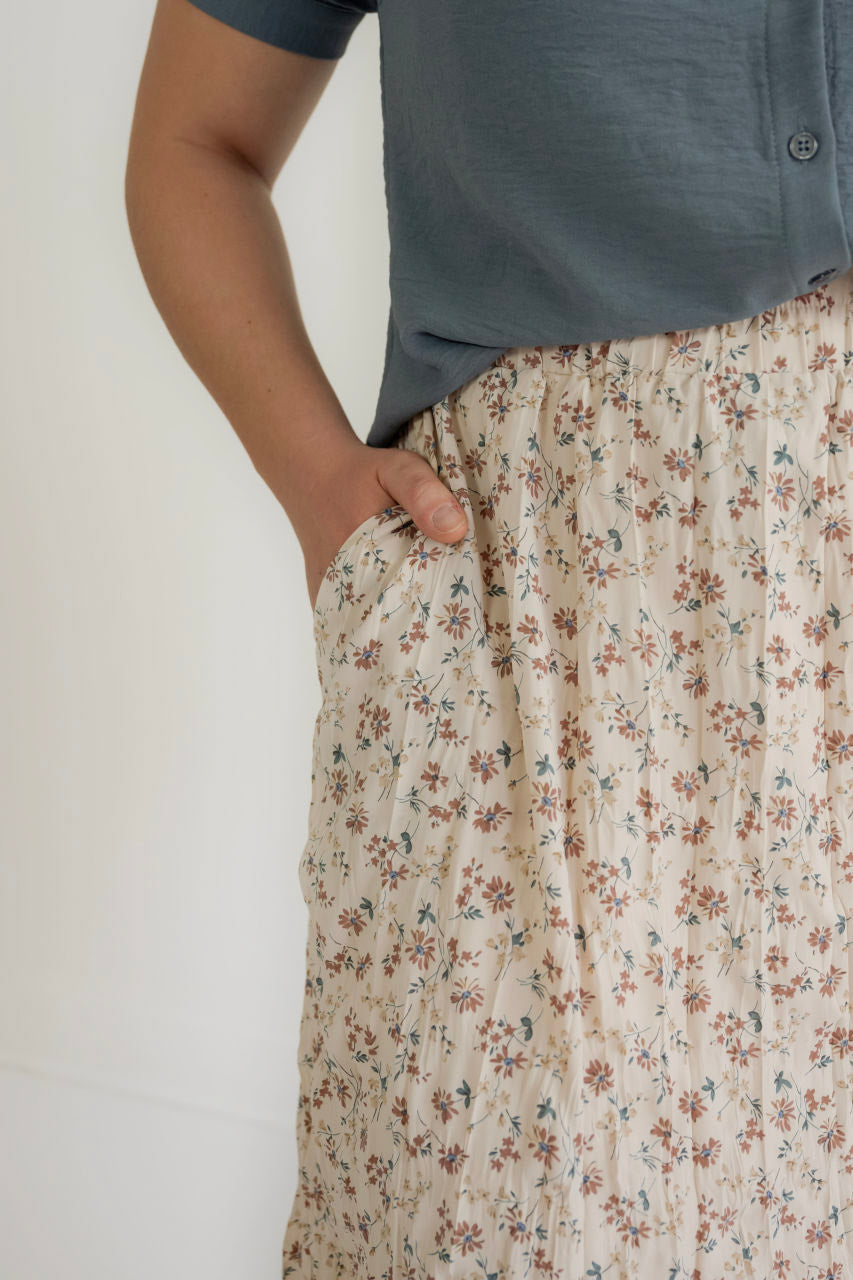 Marynn Floral Maxi Crinkle Skirt in Rosewood
