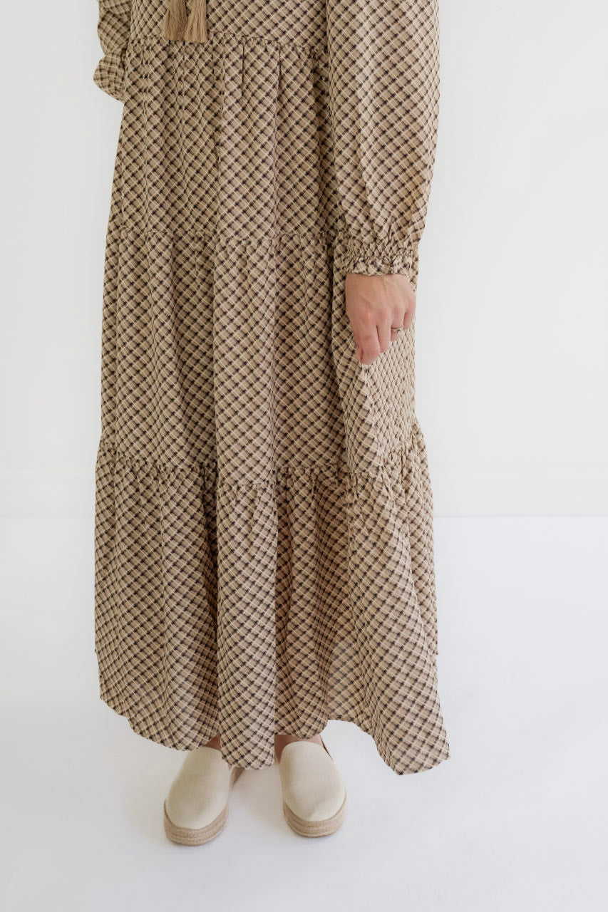 Hayes Plaid Maxi Dress in Taupe
