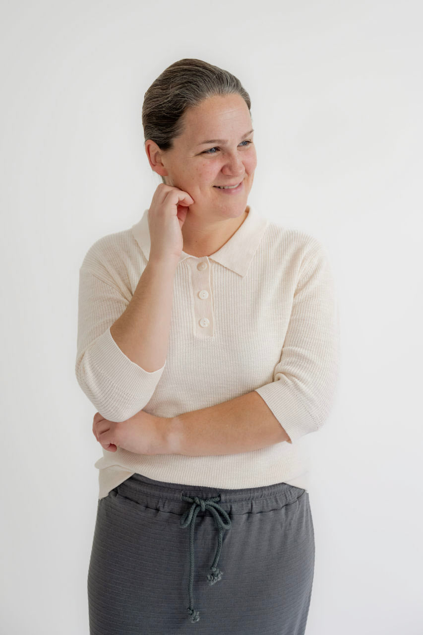 Leona Lightweight Sweater Top in Ivory