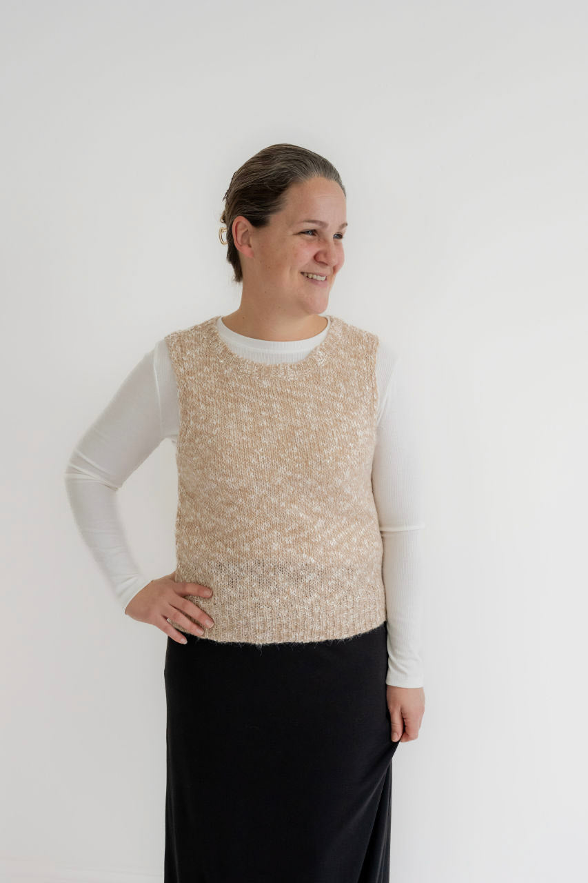 Neena Sweater Vest in Sand
