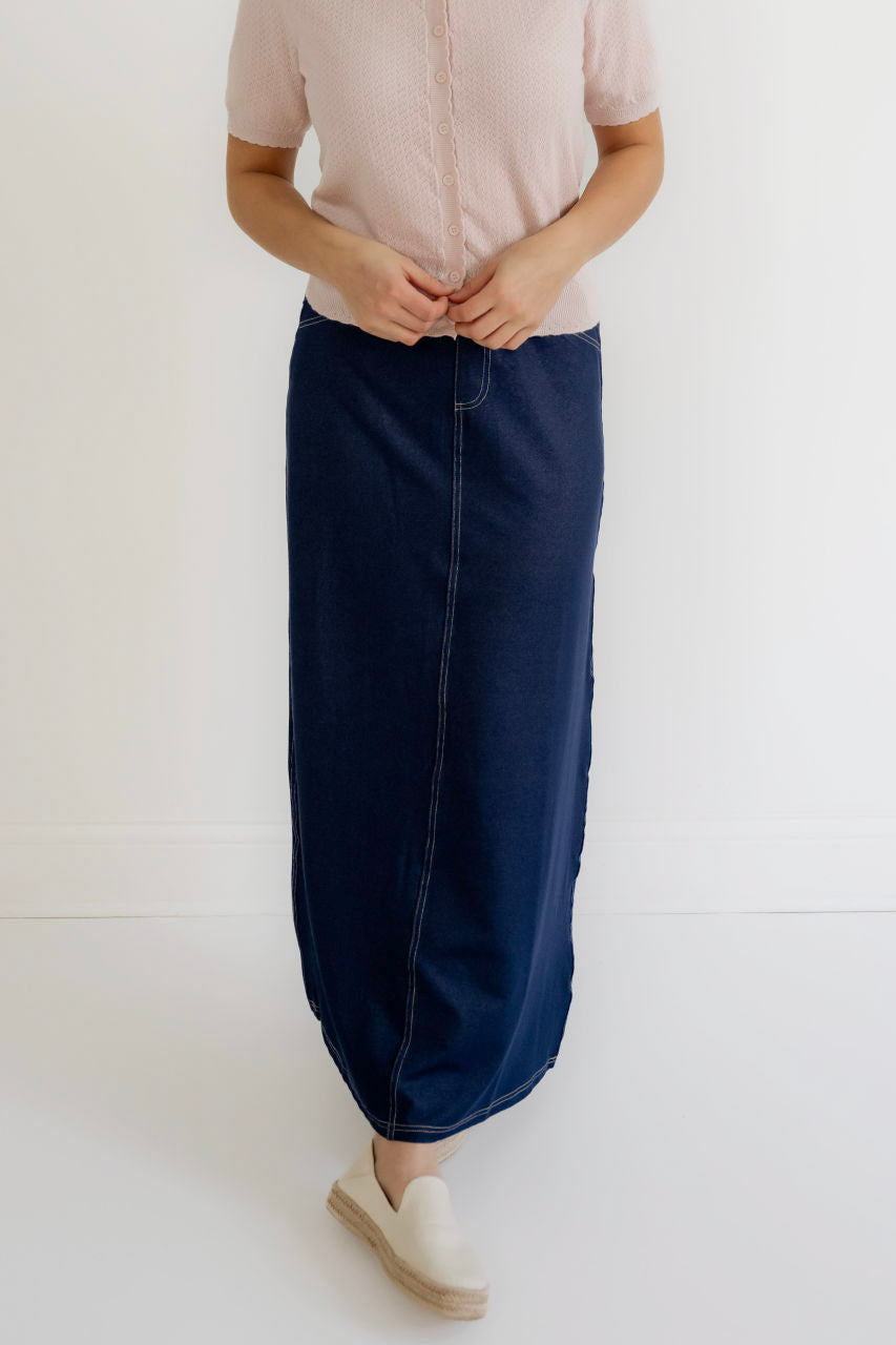 Caroline Knit Maxi Skirt in Navy