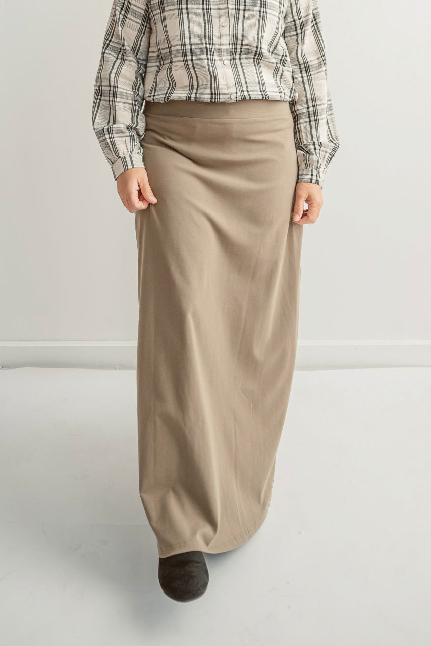 Camille Maxi Knit Skirt in Taupe