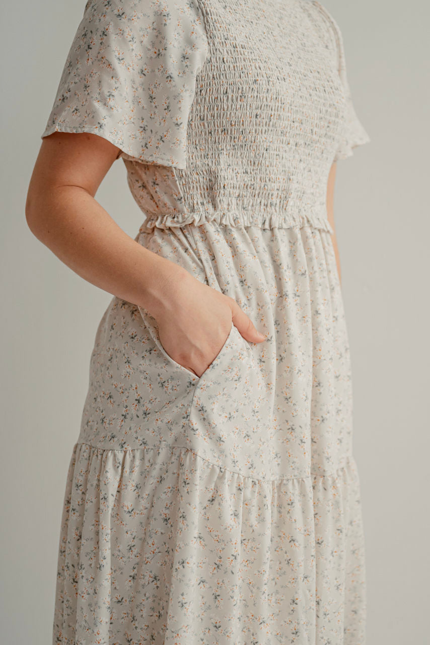 Shiloh Smocked Floral Dress in Vanilla