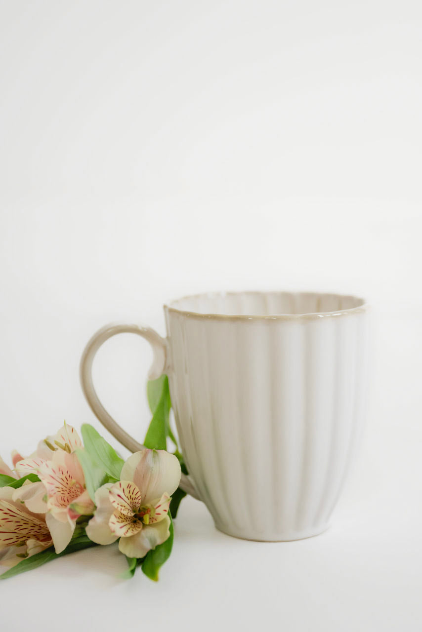 Scalloped Ceramic Coffee Mug