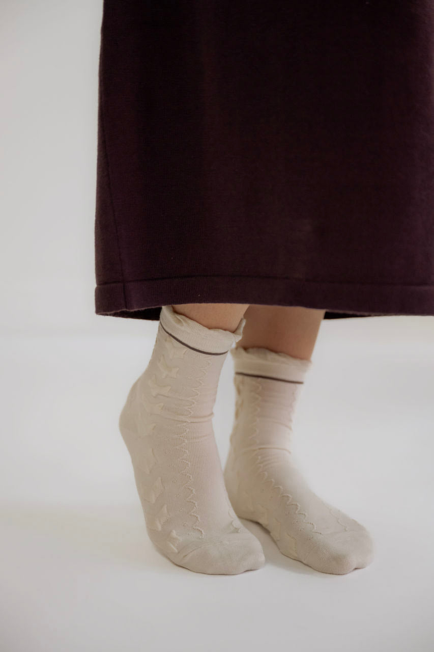Delicate Scallop Detail Socks - Delicate Scallop Detail Socks - Default Title - Salt and Honey