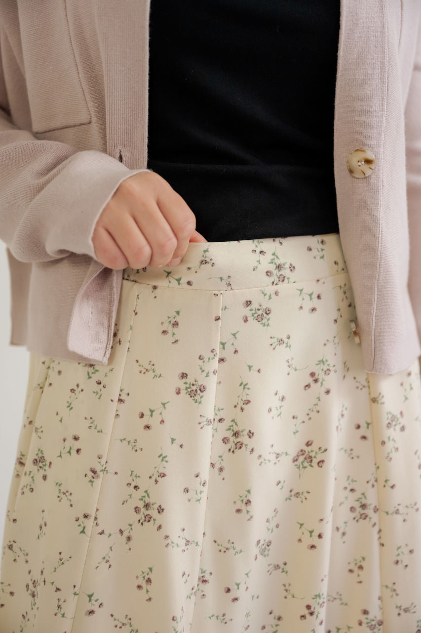 Lynne Floral Midi Skirt in Plum - Lynne Floral Midi Skirt in Plum - S - Salt and Honey