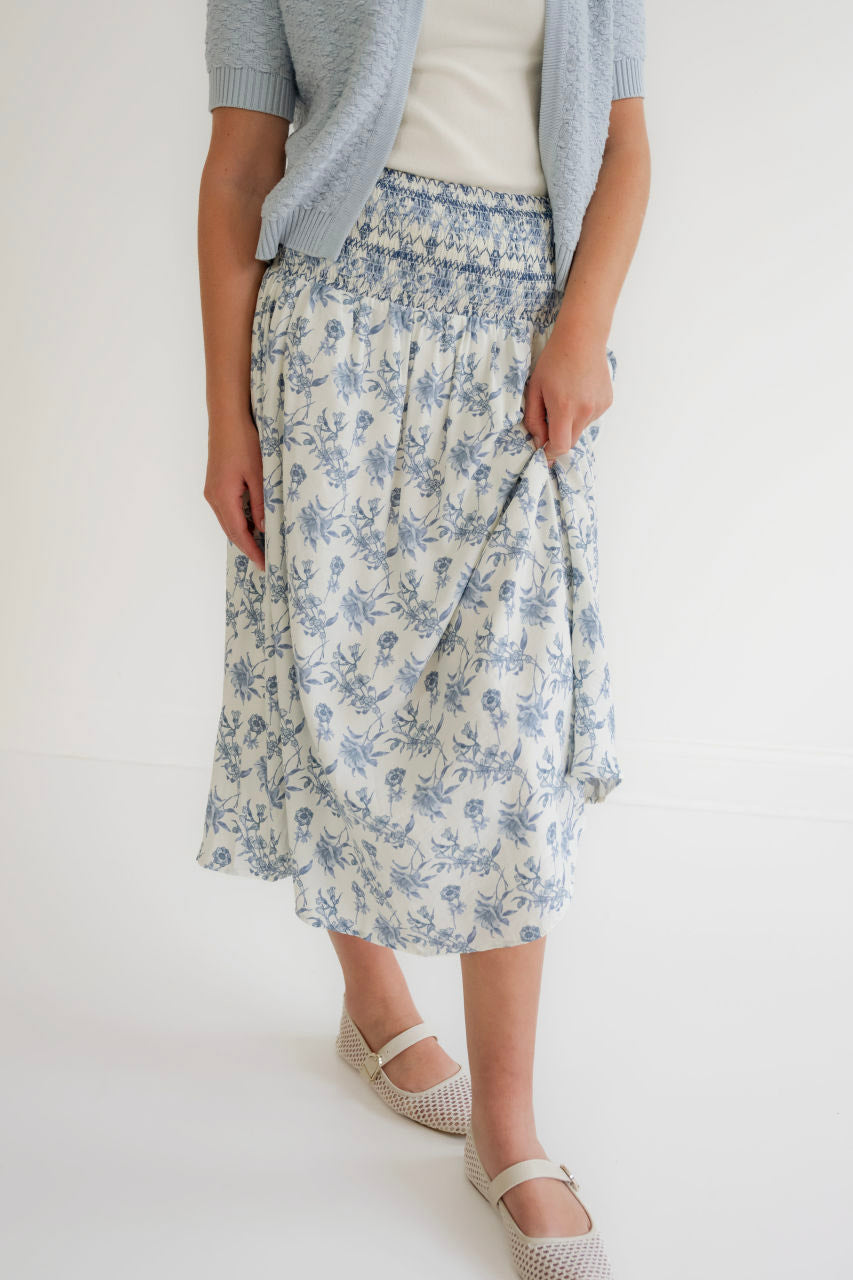 Briar Floral Skirt in Porcelain Blue