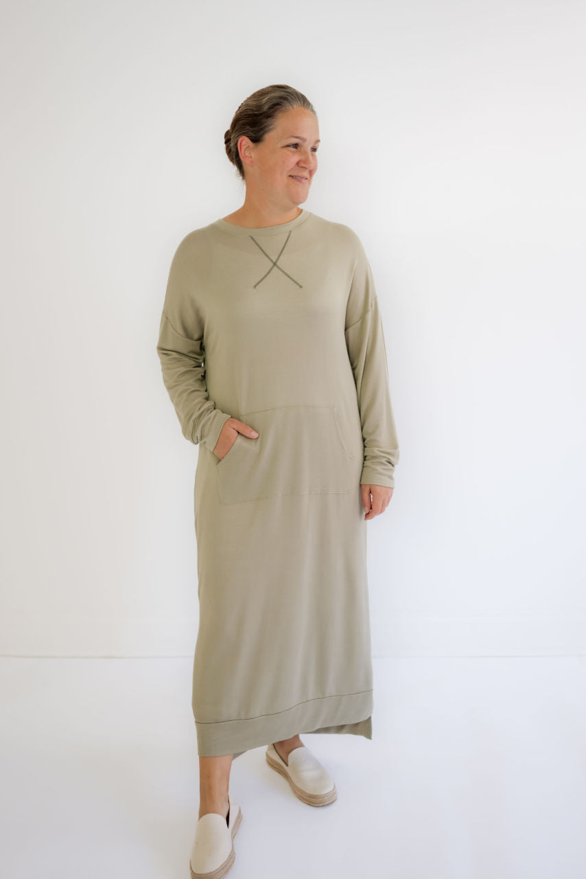 Callum Maxi Sweatshirt-Style Dress in Sage - FINAL SALE - Callum Maxi Sweatshirt-Style Dress in Sage - FINAL SALE - S - Salt and Honey