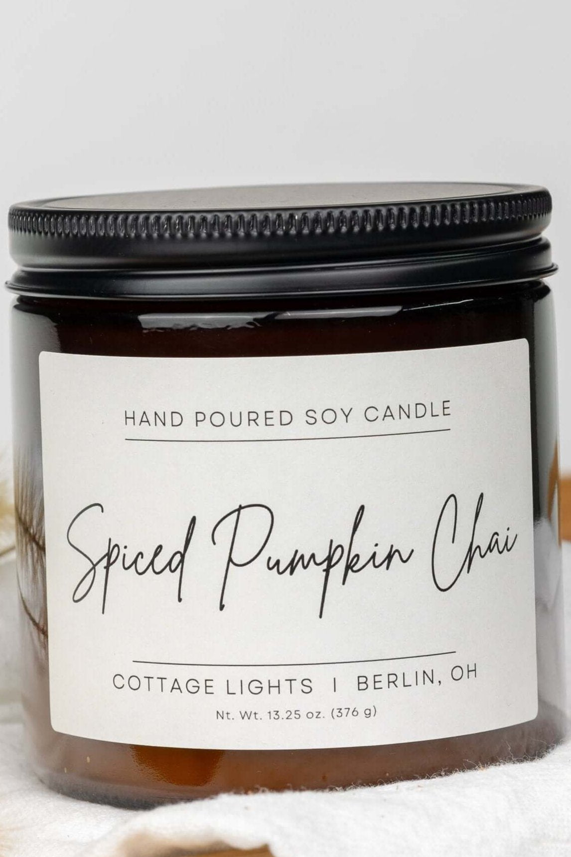 Spiced Pumpkin Chai 16 oz Modern Amber