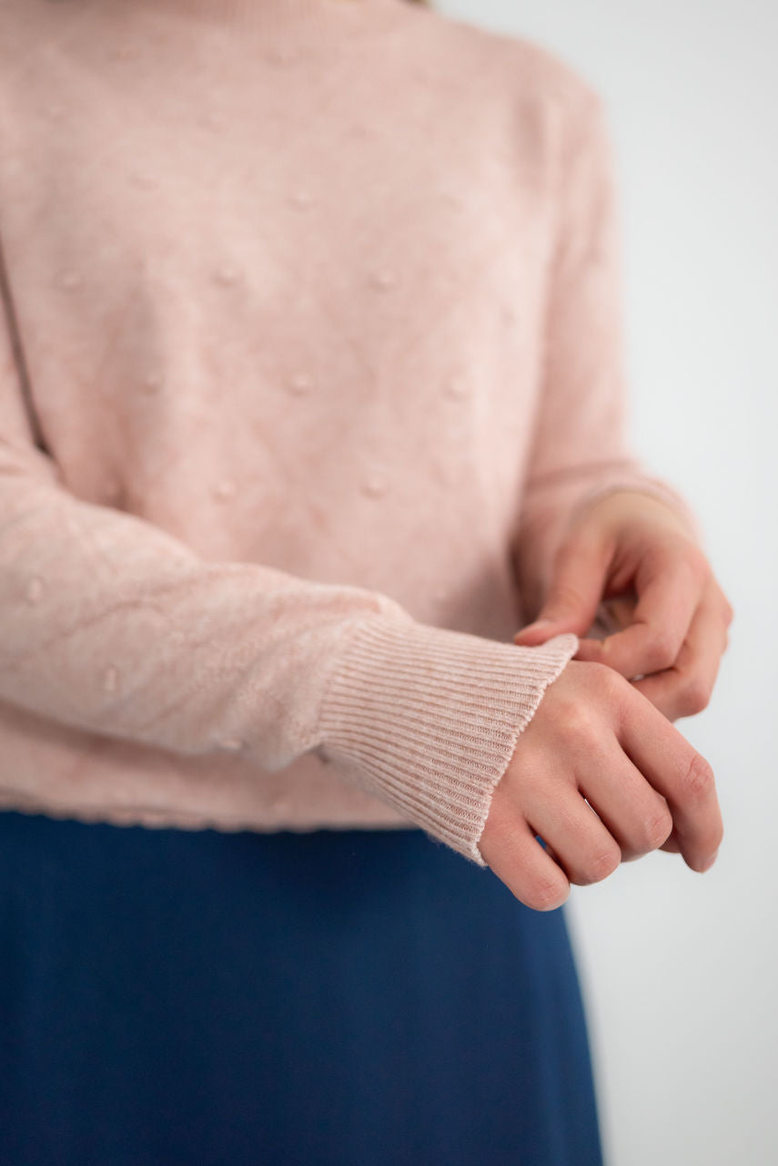 Anne Dainty Scalloped Sweater in Blush