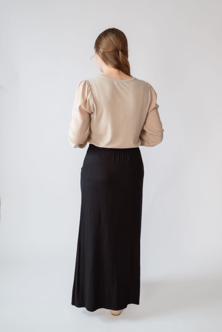 Nina Knit Maxi Skirt in Black