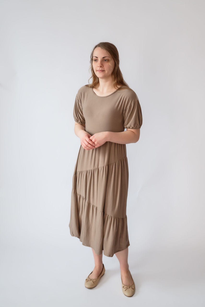 Madelyn Knit Midi Dress in Mocha