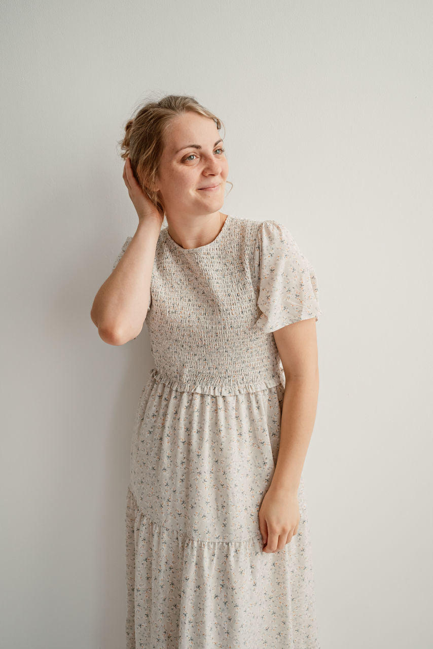 Shiloh Smocked Floral Dress in Vanilla