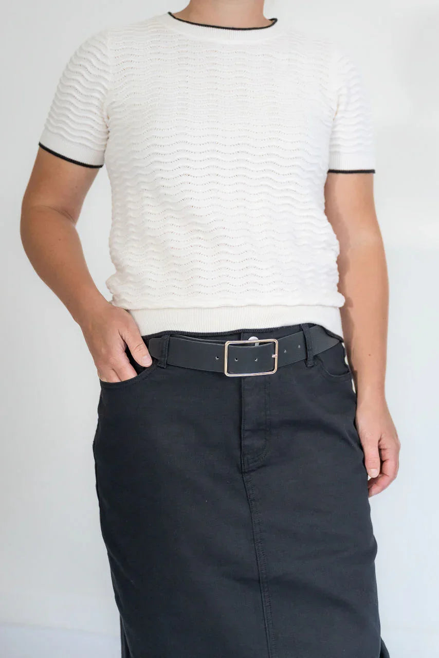 Solid Rectangle Buckle Belt in Black - Solid Rectangle Buckle Belt in Black - Default Title - Salt and Honey