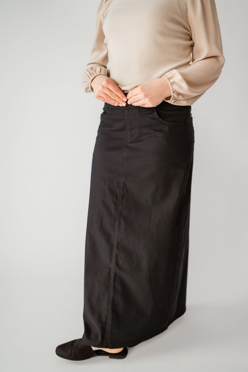 Emma Maxi Skirt in Black