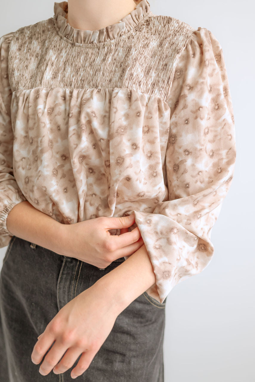 Aliyah Floral Smocked Top in Desert Rose