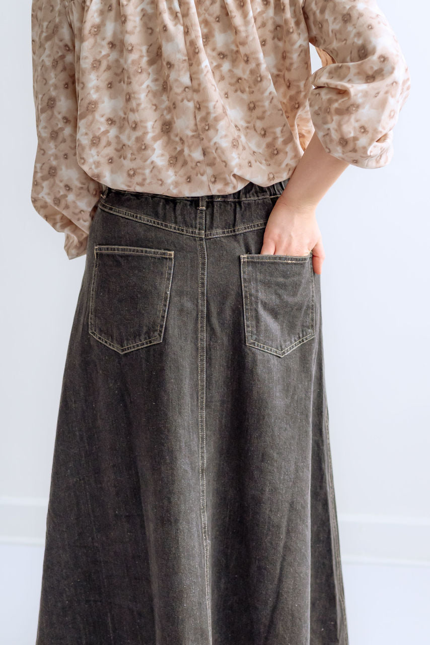 Simone Maxi Skirt in Black Denim