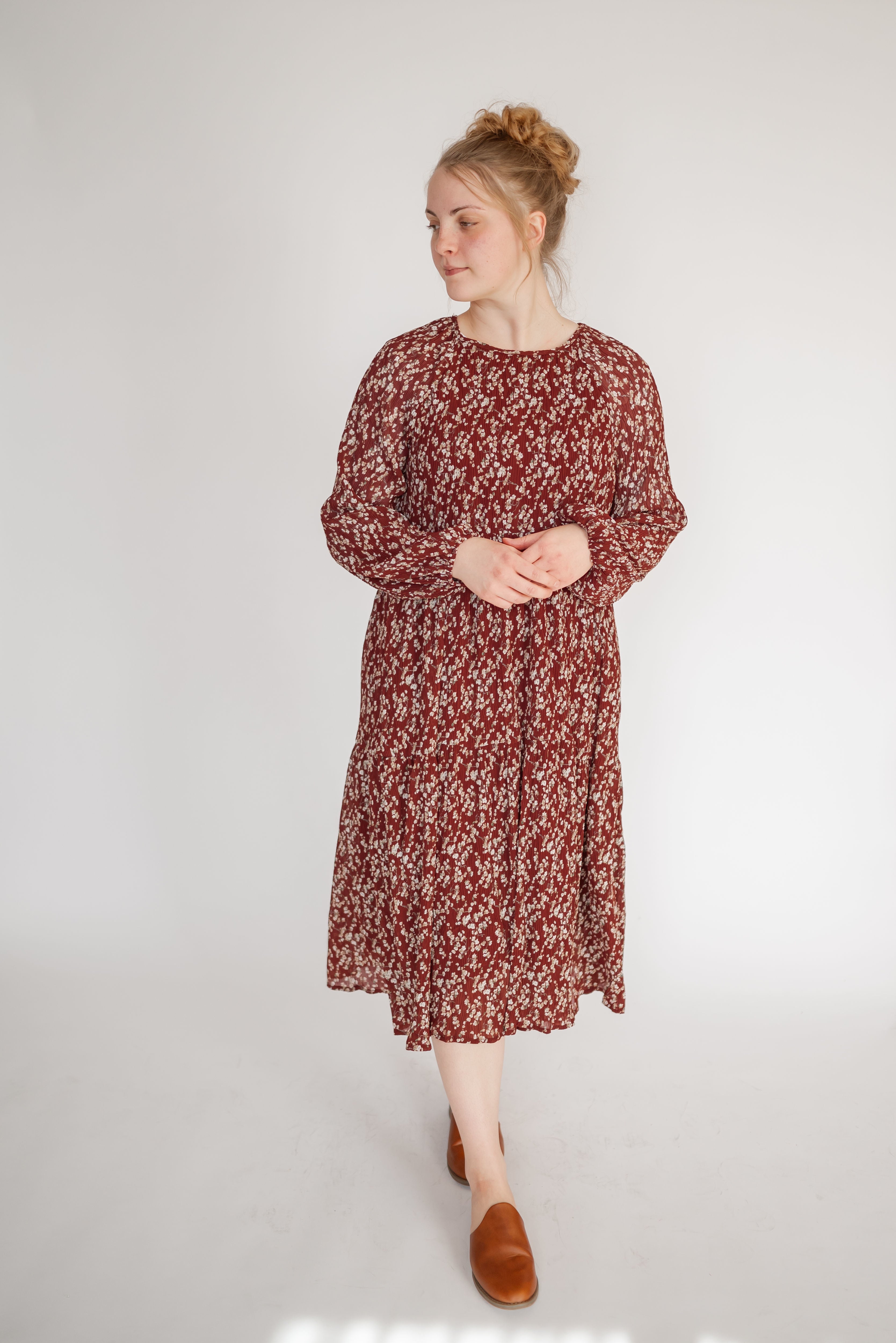 Everleigh Floral Tiered Midi Dress in Burgundy - FINAL SALE