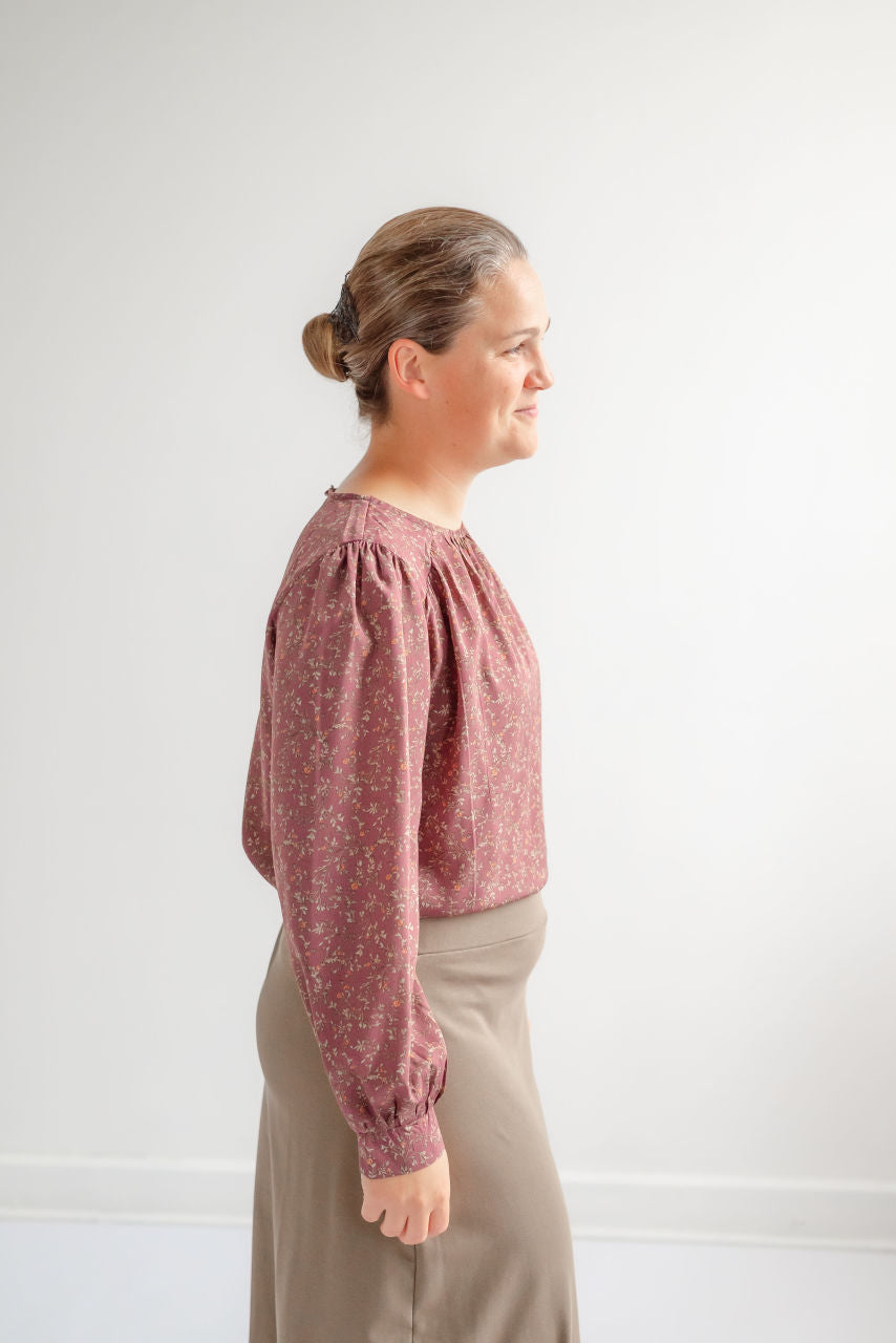 Kendal Floral Blouse in Orchid Smoke