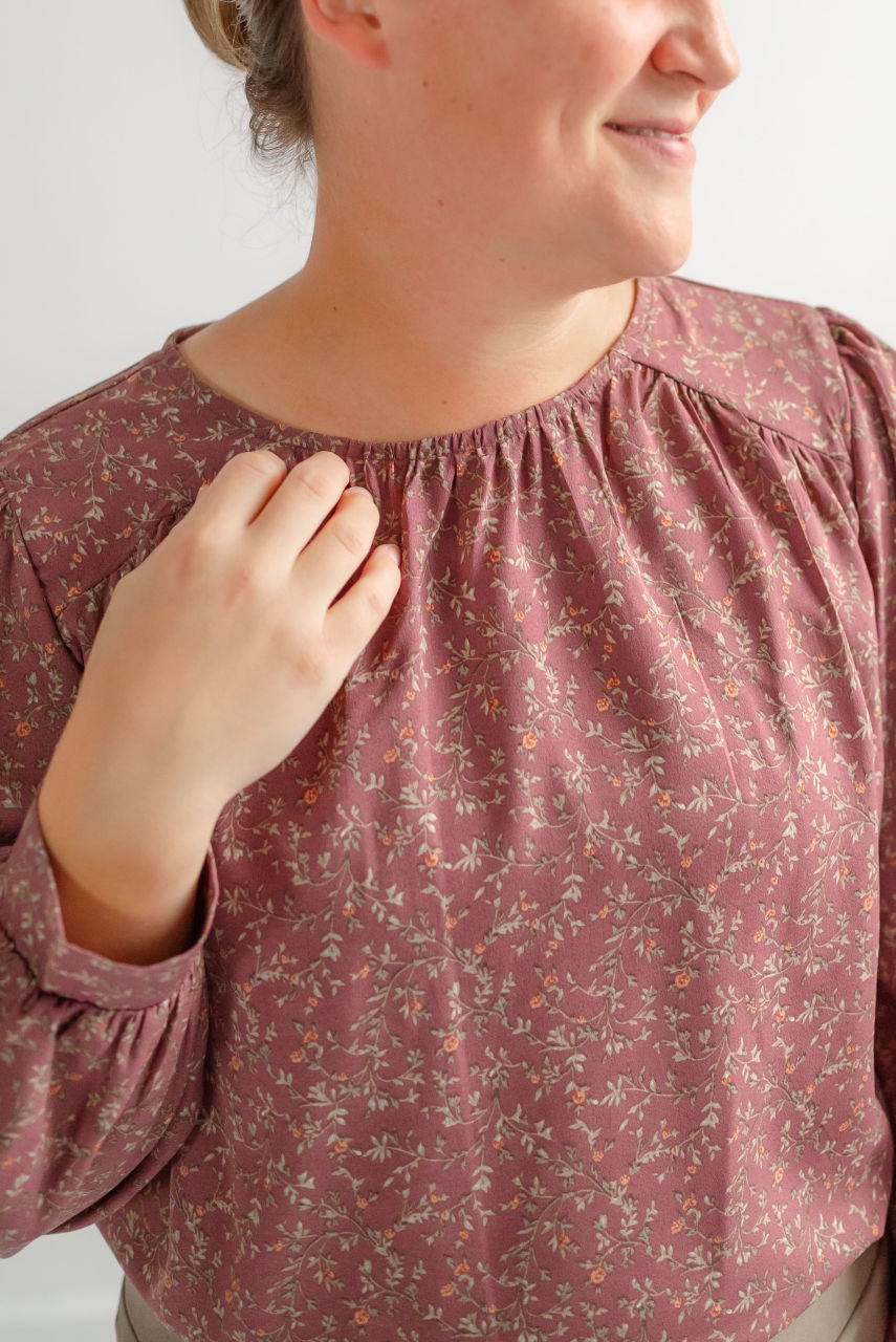 Kendal Floral Blouse in Orchid Smoke