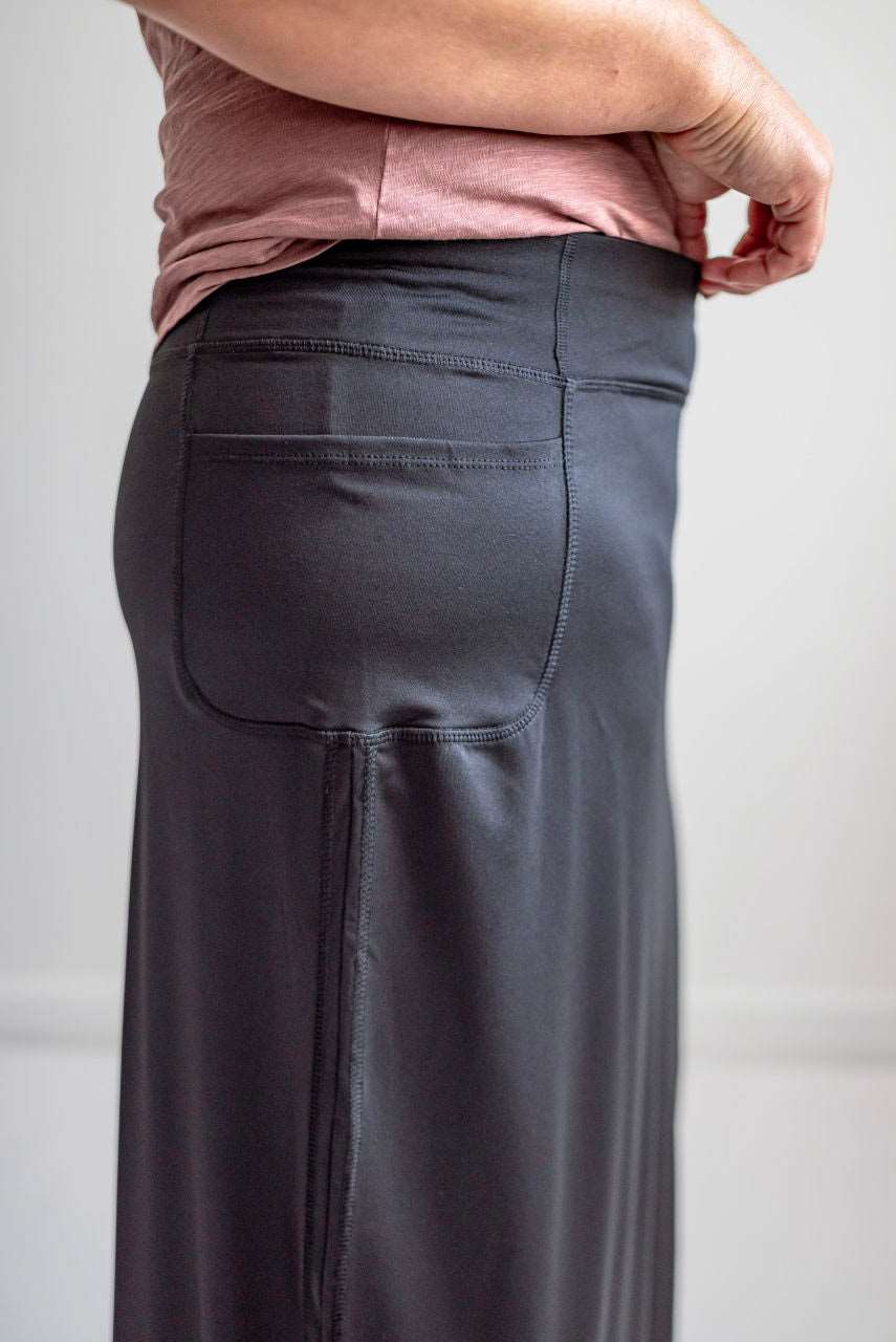 Alexis Athletic Maxi Skirt in Black
