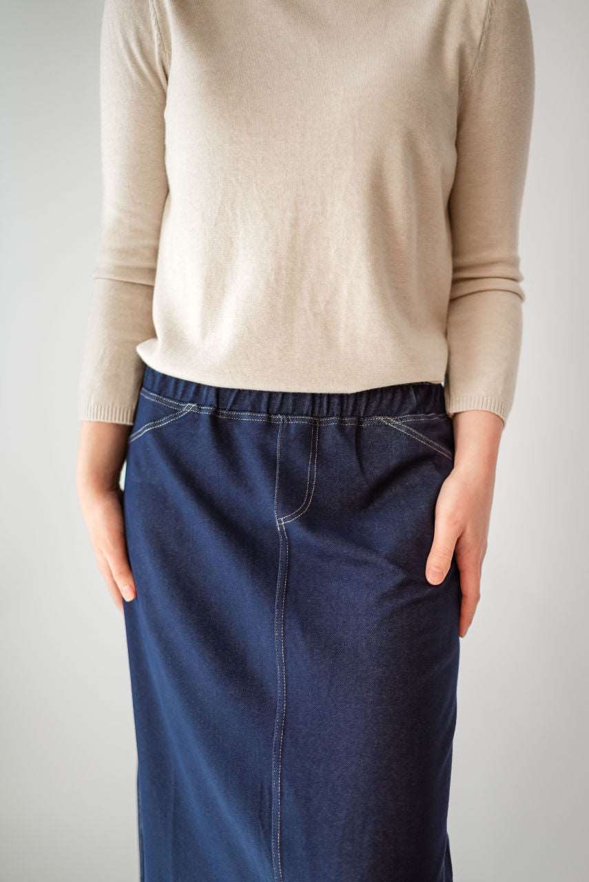 Caroline Knit Maxi Skirt in Navy