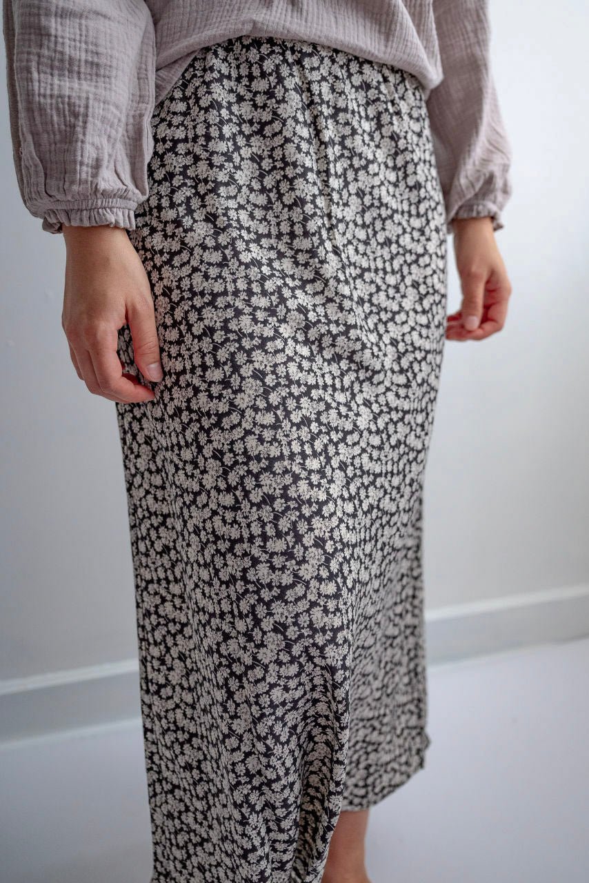 Eloise Floral Midi Skirt in Black