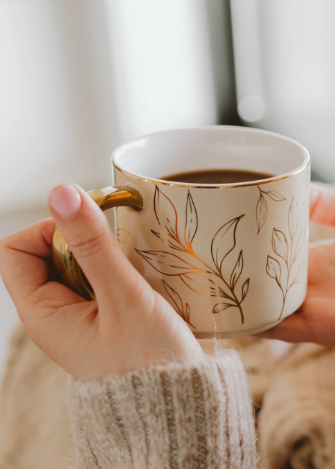 gold leaves coffee mug for fall/winter
